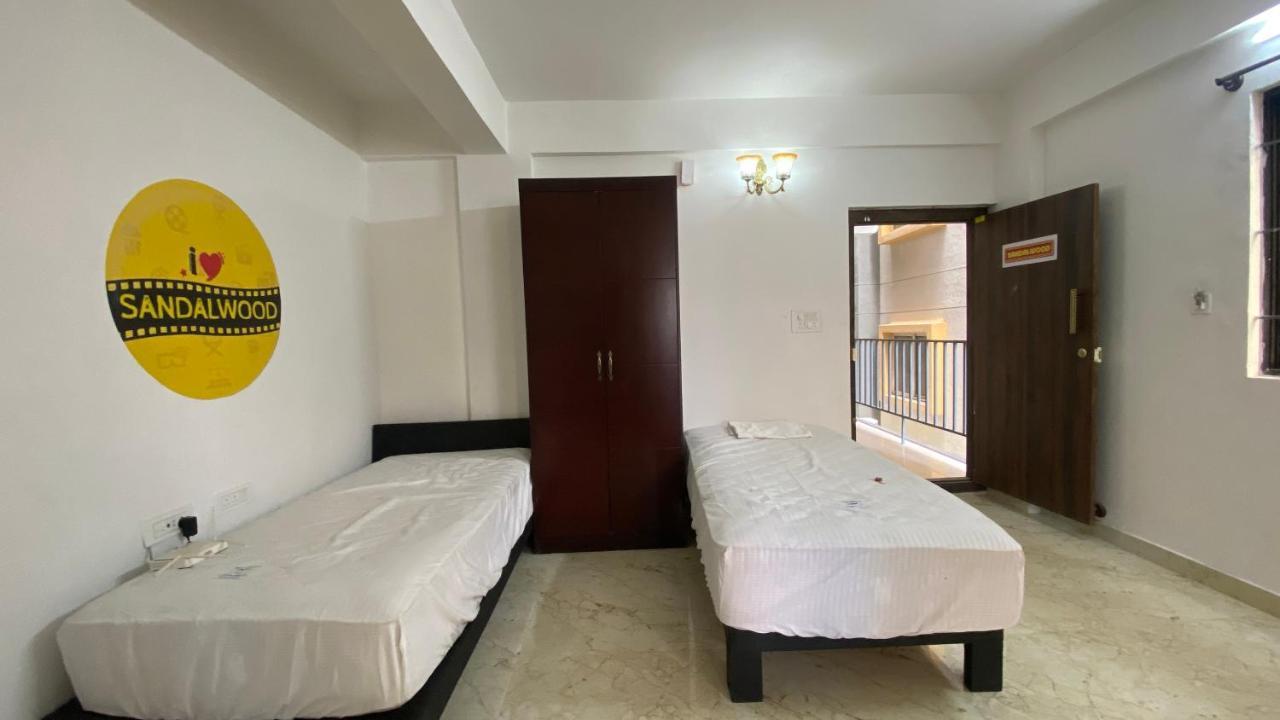 C Suites - Royal Homes II Short & Long Stays Bangalore Esterno foto